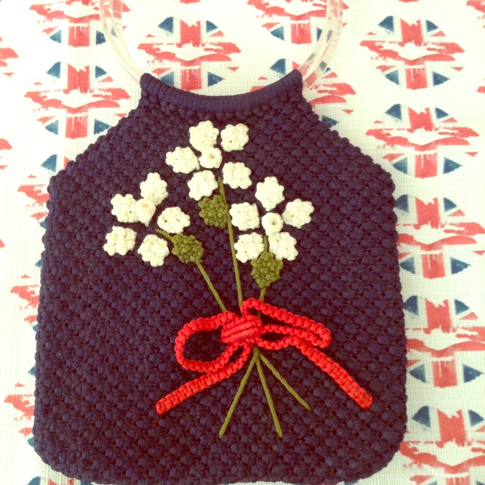 Vintage Double Round Lucite Handle Crochet Bag